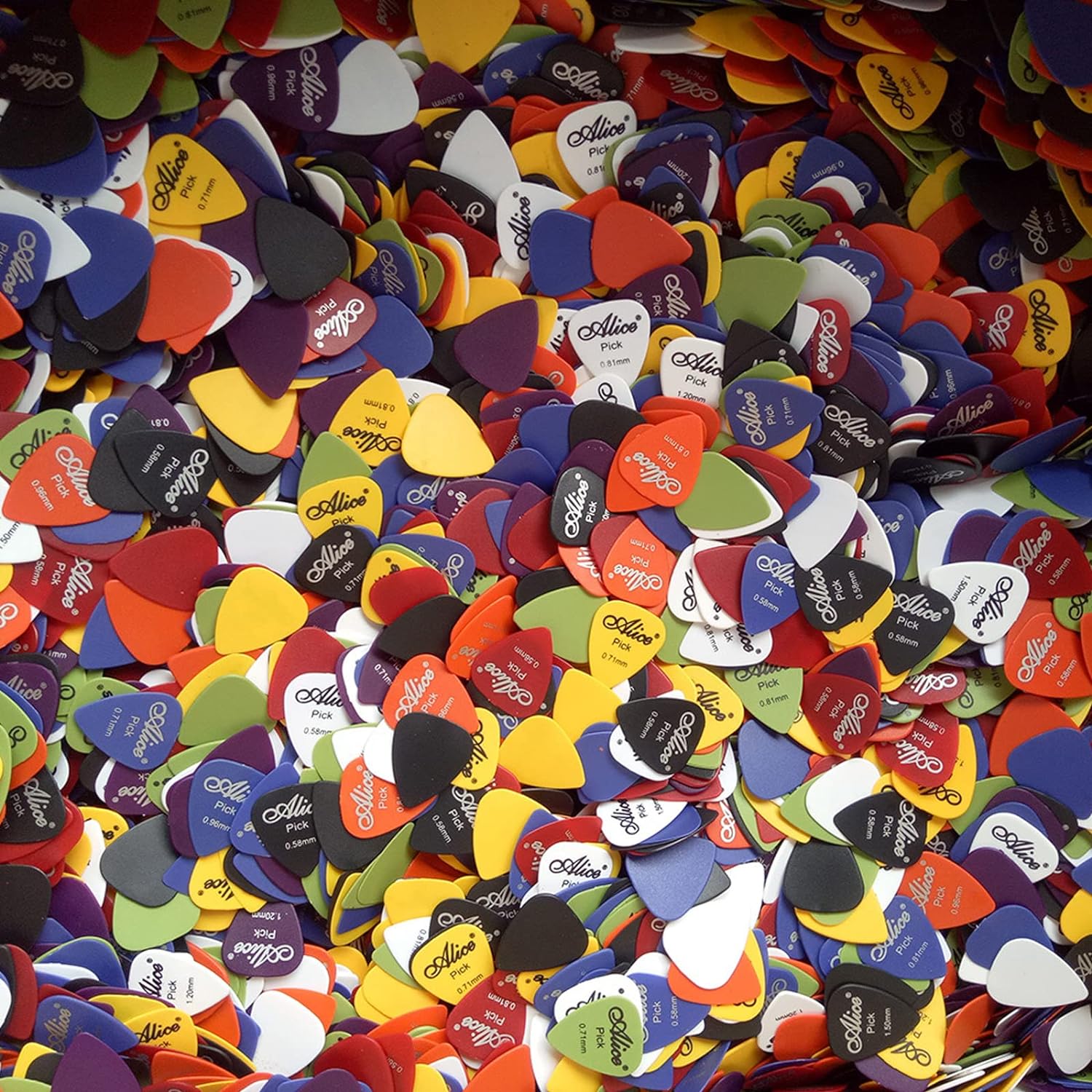 ACCESORIOS | PUAS, AFINADORES, PEDALES