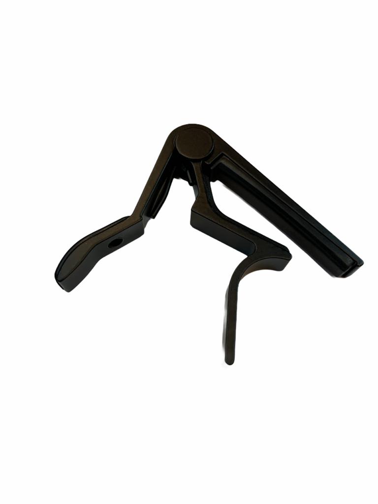 CAPO DE METAL COLOR NEGRO PARA GUITARRA N