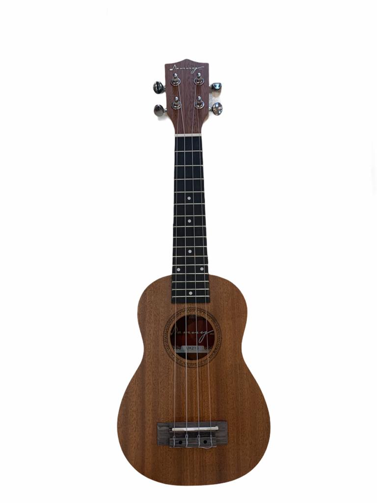 UKULELE SOPRANO SAPELLI DANNY UKES UK21S CON FUNDA
