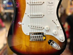 GUITARRA ELECTRICA FENDER STRATOCASTER SUNBURST 0266240500 M