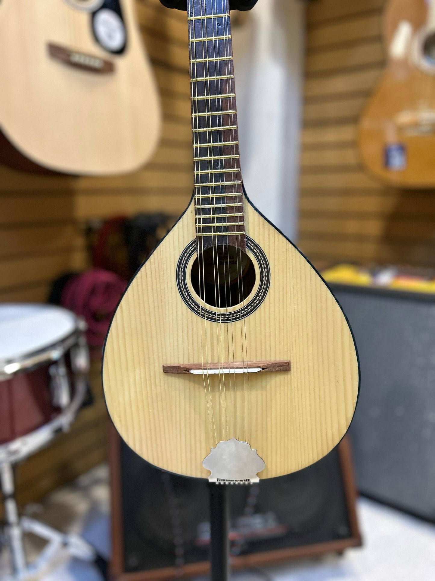 MANDOLINA DE CEDRO | M2 CG N