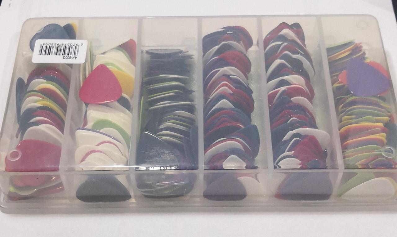 PAQUETE DE 600 PLUMILLAS ALICE NYLON CON RELIEVE N